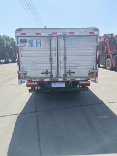 Dongfeng Duolika Dollicar D6 136 hp 4X2 4.17 m - фото 3