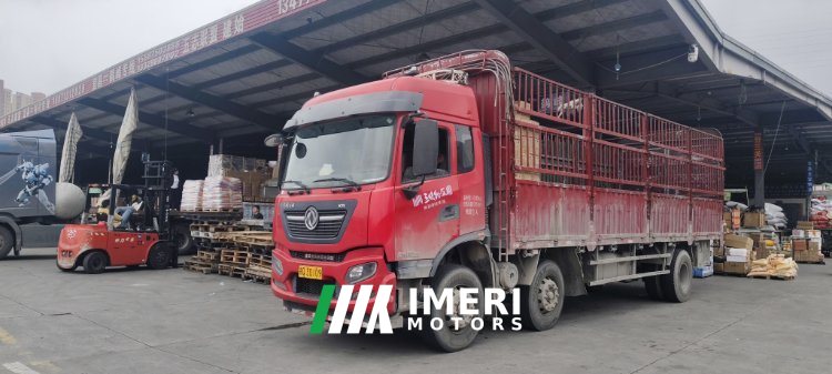 Dongfeng Tianjin KR 300 hp 6X2 8.6 m - truck from China