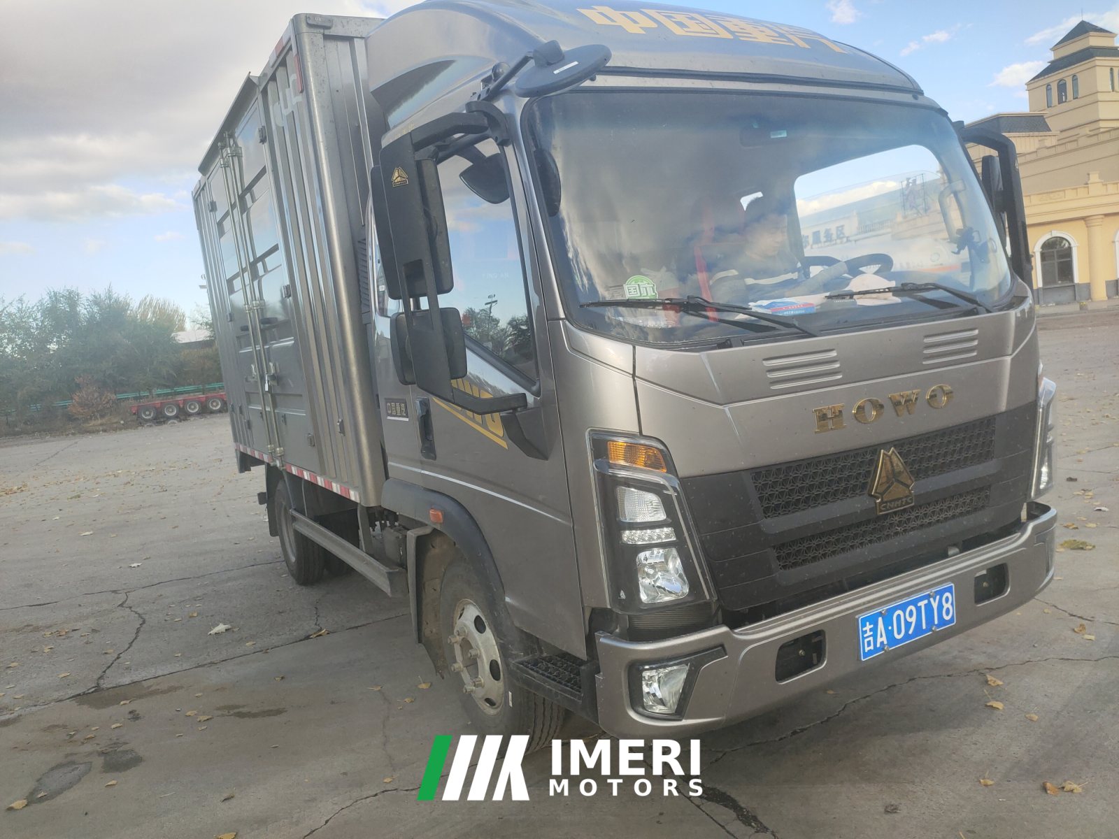 2026 Sinotruk HOWO TX7-N 350 hp 4X2