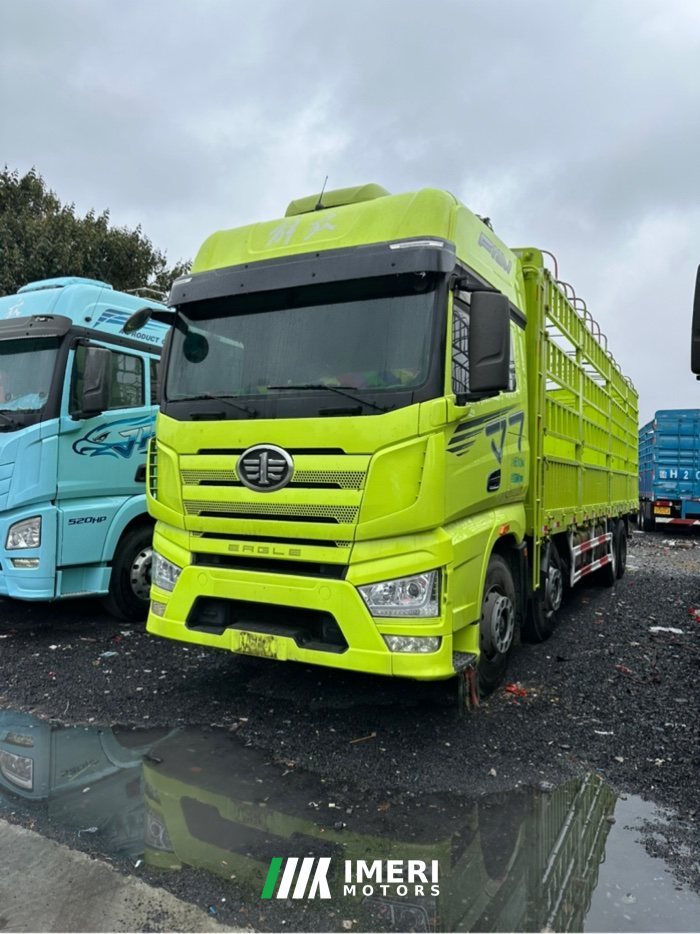 2022 FAW Jiefang J7 460 hp 8X4 9.4 m