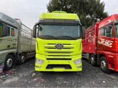 FAW Jiefang J7 460 hp 8X4 9.4 m - photo 2