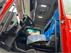 Sinotruk Sitrak G7S 350 hp 6X2 9.6 m - photo 12