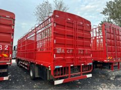 Sinotruk Sitrak G7S 350 hp 6X2 9.6 m - photo 5