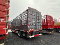 Sinotruk HOWO TS7 290 hp 4X2 6.75 m - photo 6