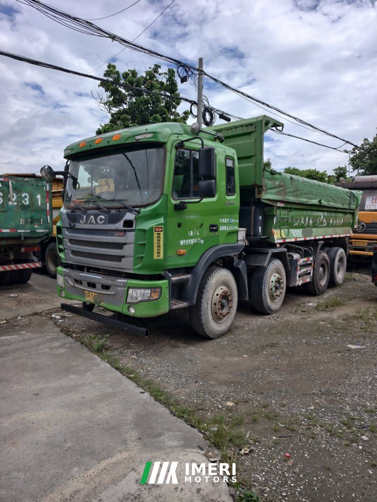 JAC Gallop GAC Higer K5 350 hp 8X4 5.6 m - truck from China
