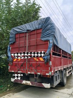 Shacman Delong L5000 270 hp 4X2 - photo 3