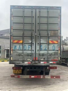 FAW Jiefang JH6 320 hp 4X2 9.7 m - photo 2