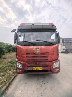 FAW Jiefang JH6 290 hp 6X2 9.6 m - photo 2