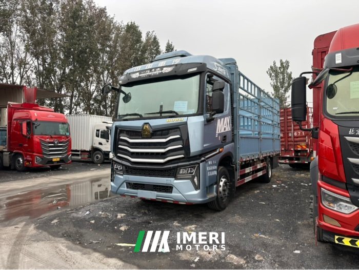 Sinotruk HOWO Max 290 hp 4X2 6.75 m - грузовик из Китая