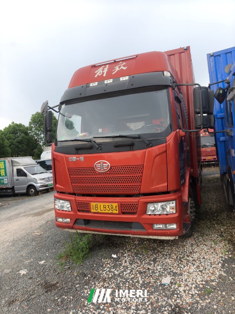FAW Jiefang J6L 220 hp 4X2 9.7 m - грузовик из Китая