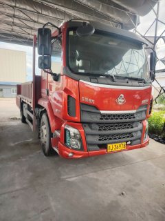 Dongfeng Liuzhou Chenglong M3 200 hp 4X2 6.75 m - ფოტო 1
