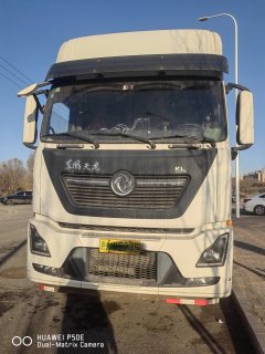 Dongfeng Tianlong KL 300 hp 6X2 9.6 m - photo 3
