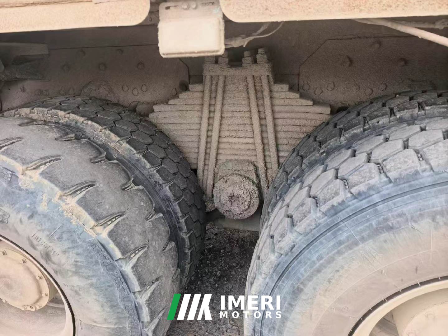 2023 Foton Auman Kunlun 520 hp 8X4 8 m