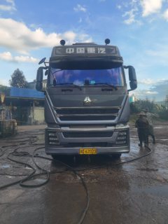 Sinotruk HOWO TH7 550 hp 6X4 - фото 3