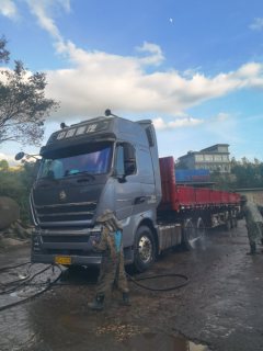 Sinotruk HOWO TH7 550 hp 6X4 - фото 4