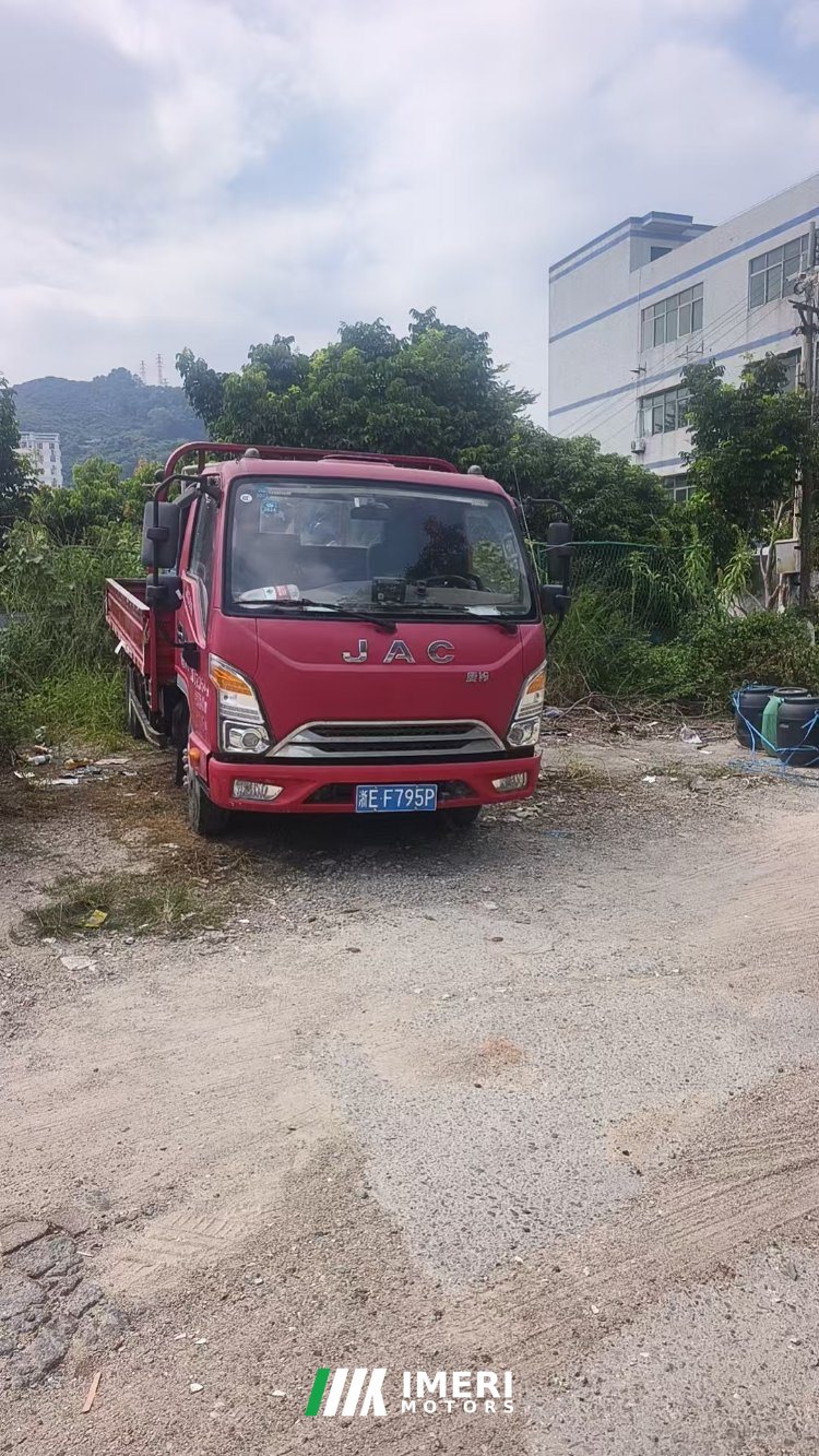 2021 JAC J5 115 hp 4X2 4.2 m