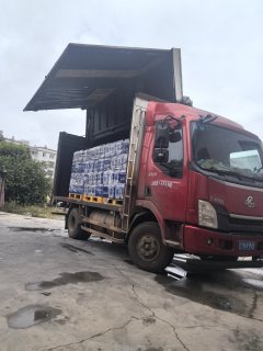 Dongfeng Liuzhou Chenglong L3 160 hp 4X2 4.2 m - photo 4