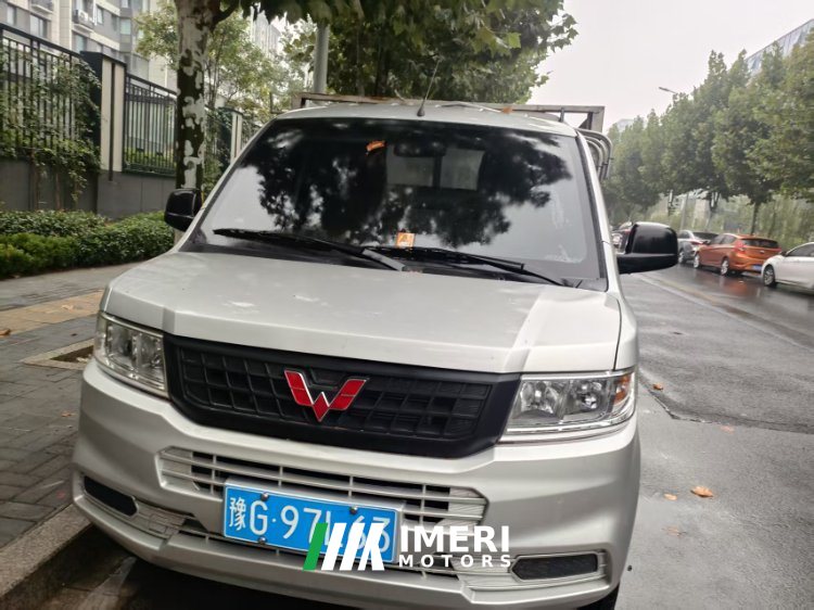 Wuling Rongguang New Cabin 102 hp 4X2 3.3 m - грузовик из Китая