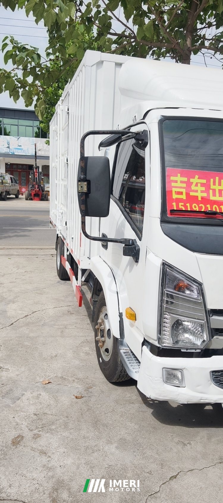 SAIC Yuejin X 116 hp 4X2 3.74 m - truck from China
