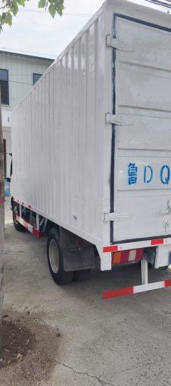 SAIC Yuejin X 116 hp 4X2 3.74 m - photo 4