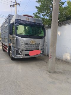 FAW Jiefang JH6 320 hp 4X2 6.75 m - photo 1