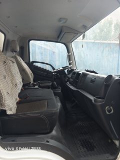 FAW Jiefang New Lucky Tiger 150 hp 4X2 4.16 m - photo 3