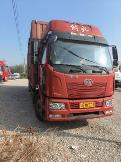 FAW Jiefang J6L 220 hp 4X2 9.7 m - photo 2