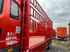 FAW Jiefang JK6 290 hp 4X2 6.75 m - фото 5