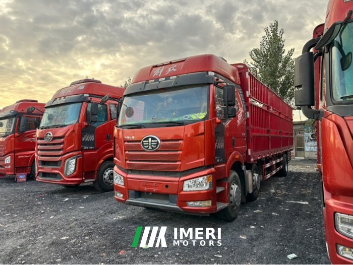 FAW Jiefang J6P 320 hp 6X2 9.5 m - грузовик из Китая