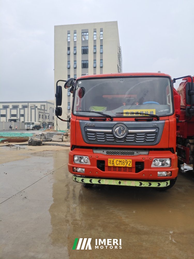 Dongfeng Tianjin VR 180 hp 4X2 4.8 m - truck from China