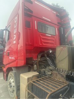 SAIC Hongyan Genlyon 450 hp 6X4 - ფოტო 3