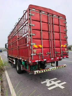 Dongfeng Liuzhou Chenglong H5 290 hp 4X2 6.8 m - фото 7