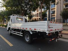 Qingling Isuzu KV100 131 hp 4X2 4.21 m - photo 5