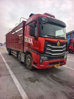 Sinotruk HOWO Max 350 hp 6X2 9.6 m - photo 1