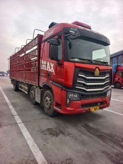 Sinotruk HOWO Max 350 hp 6X2 9.6 m - photo 3