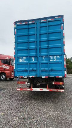 Sinotruk HOWO TX7 250 hp 4X2 7.8 m - photo 4