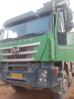 SAIC Hongyan Genlyon 392 hp 8X4 6.8 m - фото 4