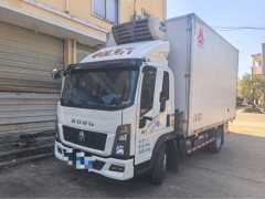 SINOTRUK HOWO Light Duty Truck Commander 160 hp 4X2 4.2 m - фото 1