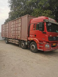 Shacman Delong New M3000 300 hp 6X2 9.55 m - photo 1