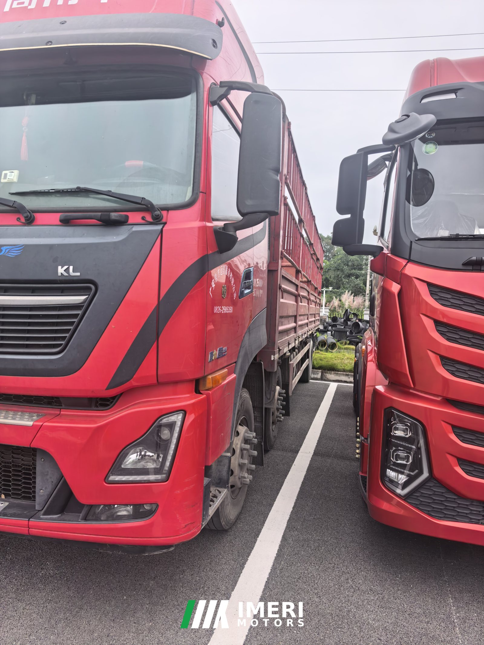 2022 Dongfeng Tianlong KL 350 hp 6X2 9.6 m