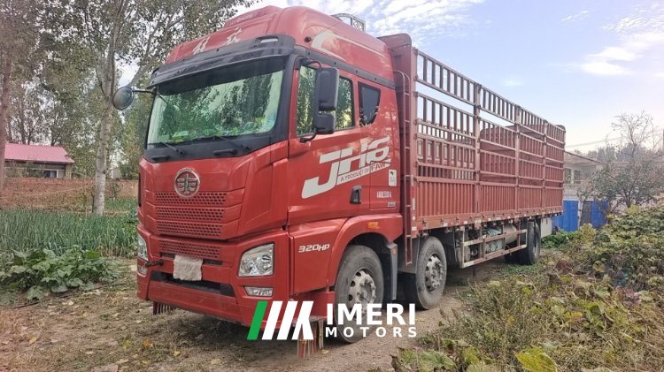 FAW Jiefang JH6 320 hp 6X2 9.5 m - truck from China