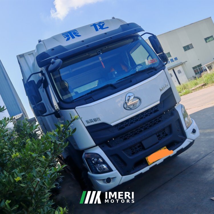 2025 Dongfeng Liuzhou Chenglong H5 220 hp 4X2 6.75 m