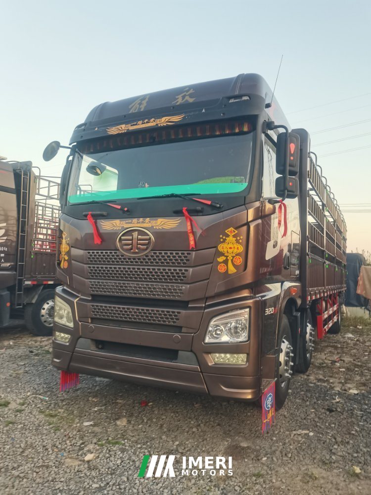FAW Jiefang JH6 320 hp 6X2 9.5 m - truck from China