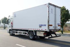 Foton Auman GTL 350 hp 4X2 6.8 m - photo 6