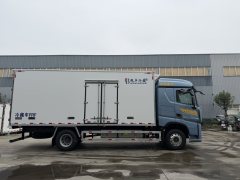 Sinotruk HOWO TS7 350 hp 4X2 6.8 m - photo 3