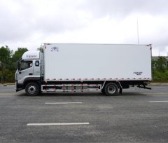 Foton Auman 330 hp 4X2 7.8 m - фото 5