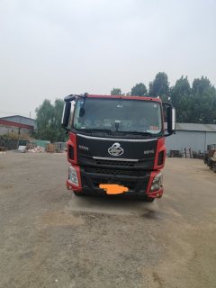 Dongfeng Liuzhou Chenglong H5 460 hp 6X4 - фото 2