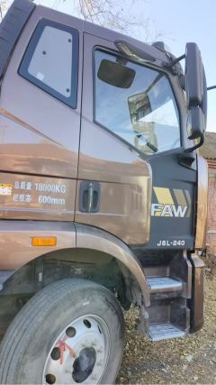 FAW Jiefang J6G 260 hp 6X2 6.8 m - photo 5