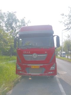 Dongfeng Tianlong 450 hp 6X4 - photo 3