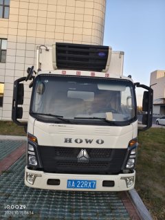 SINOTRUK HOWO Light Duty Truck Dream Chaser 130 hp 4X2 4.2 m - photo 2